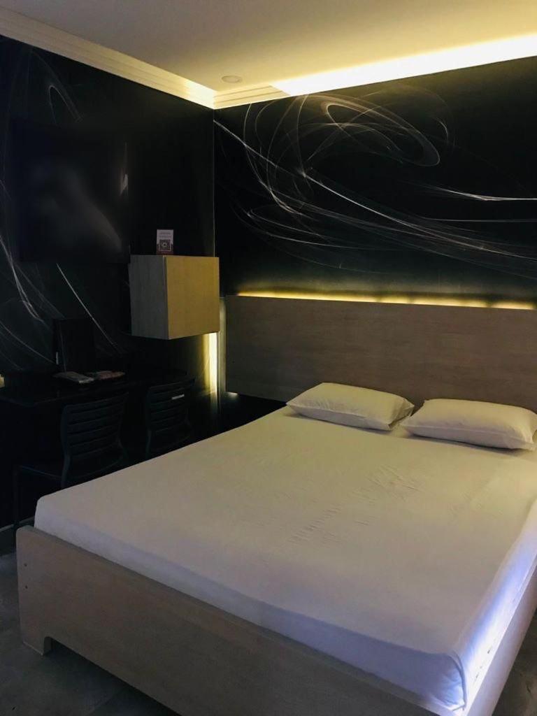 Extase Hotel do amor *
